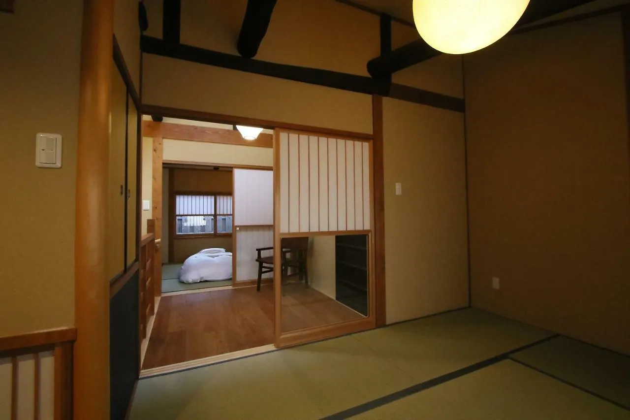 Villa Mokuren Traditional Boutique Townhouse Kyoto