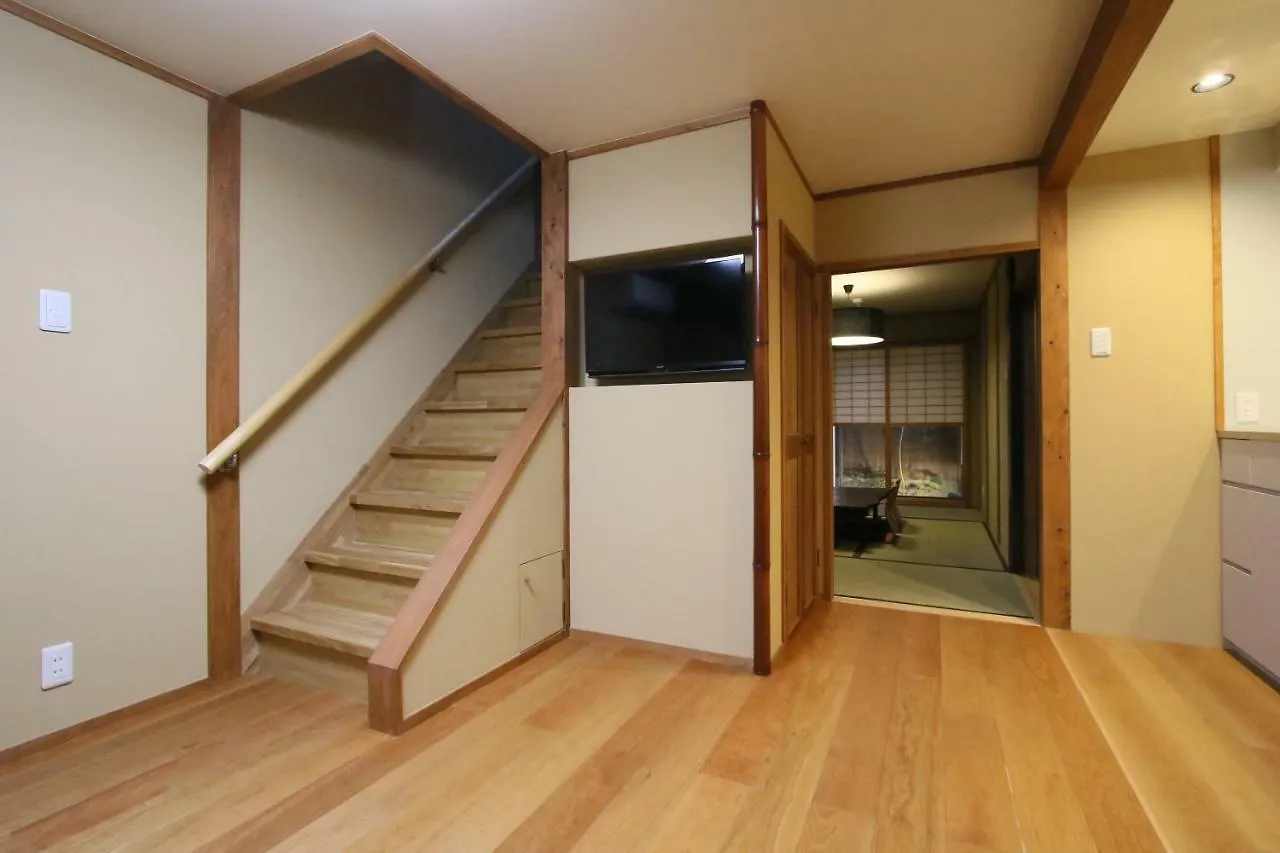 Mokuren Traditional Boutique Townhouse Kyoto 0*,  Japan