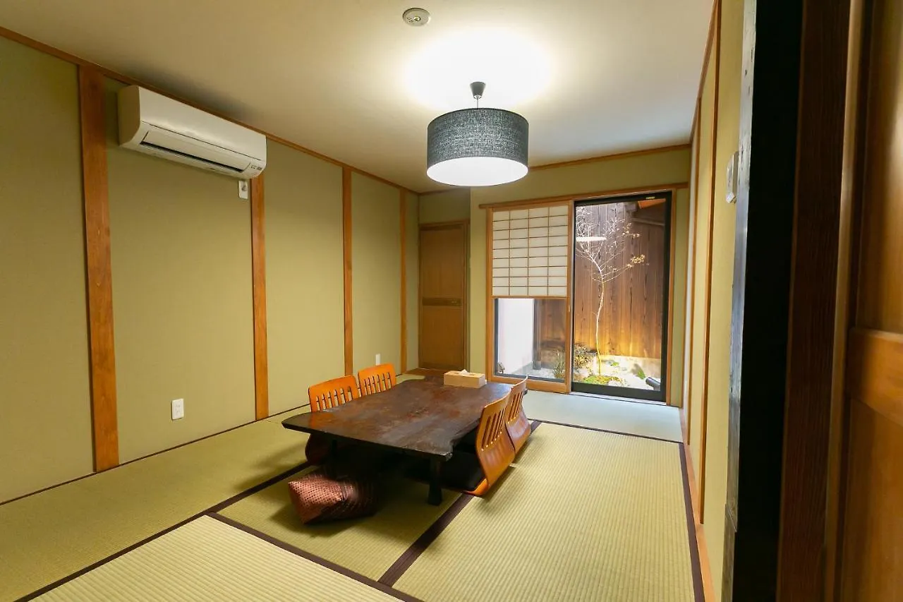 Mokuren Traditional Boutique Townhouse Kyoto Japan