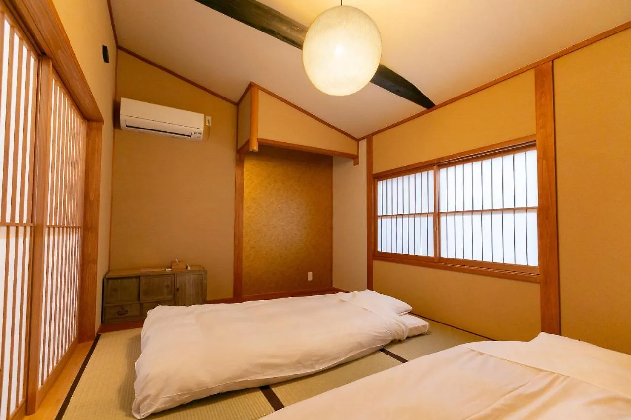 Mokuren Traditional Boutique Townhouse Kyoto Villa